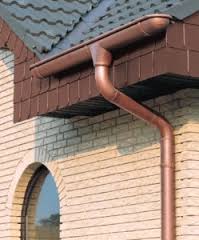 монтаж элементов водозбора