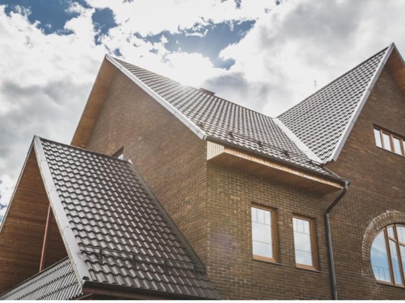 Пример кровли из профиля типа Квинта